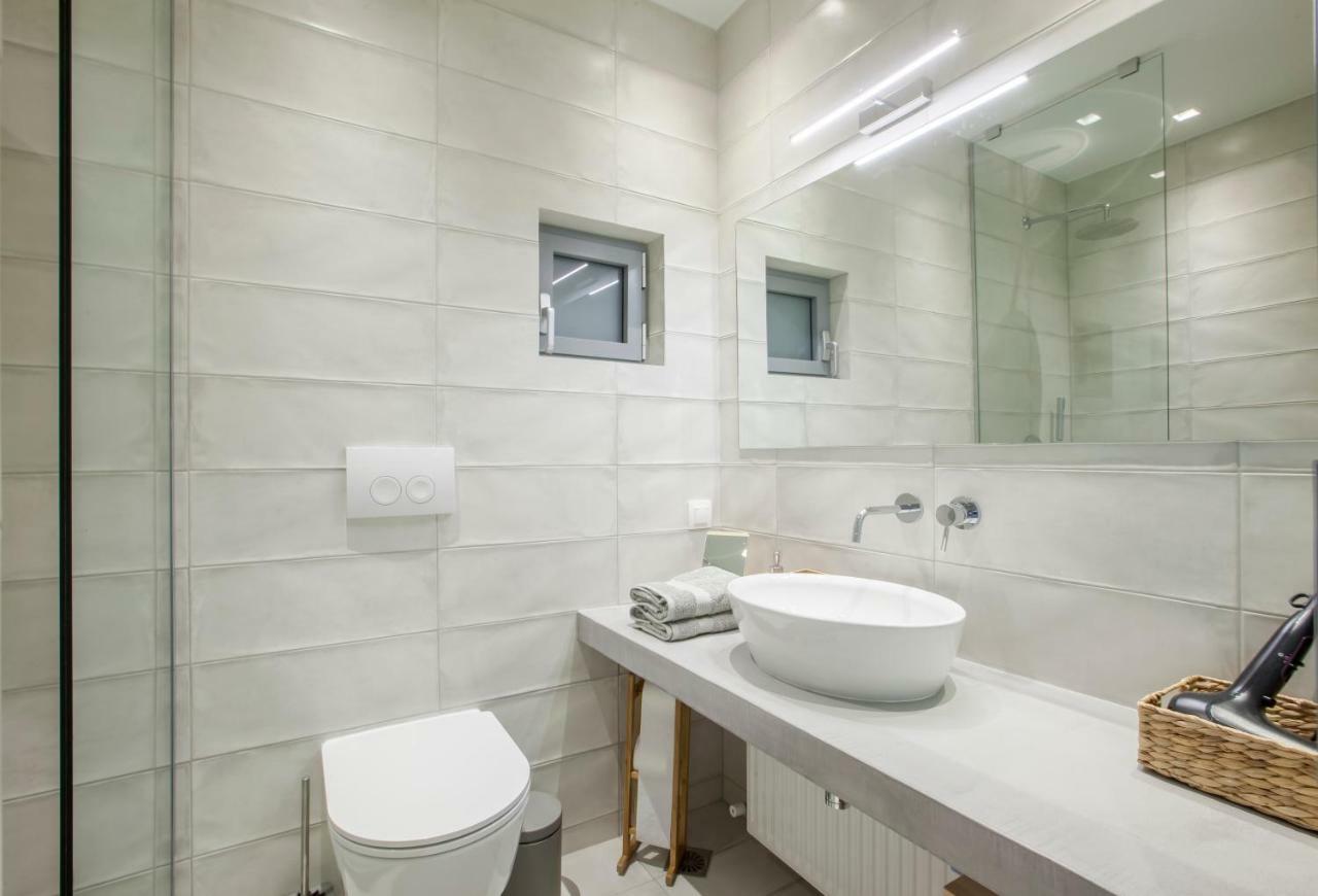 Alterra Vita City Apartment Salonicco Esterno foto